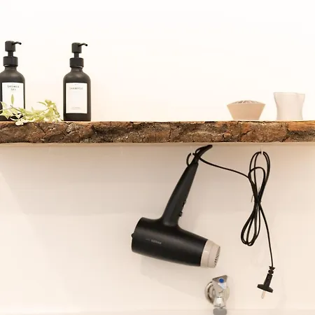 Peter Apartments- Mit Eigenem Eingang I 30qm I Zentrale Lage I Bad I Kueche I Terrasse I Tv Fulda