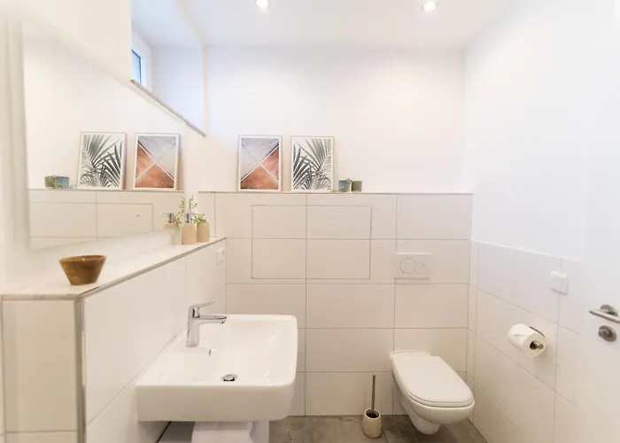 Peter Apartments- Mit Eigenem Eingang I 30qm I Zentrale Lage I Bad I Kueche I Terrasse I Tv Appartement Fulde